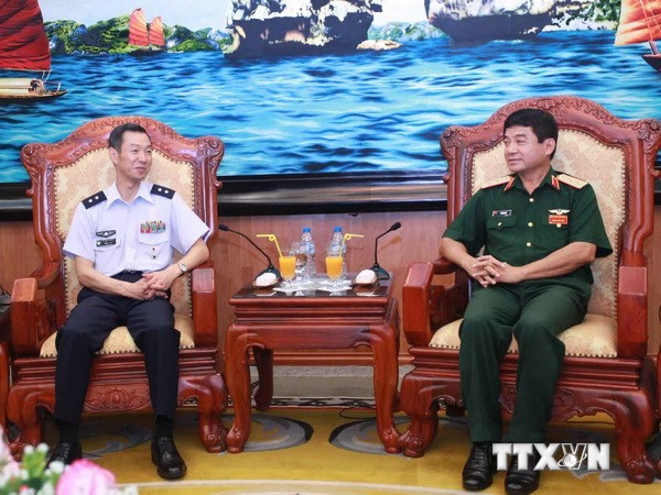 Le vice-directeur de l’Académie interarmée du Japon en visite au Vietnam - ảnh 1